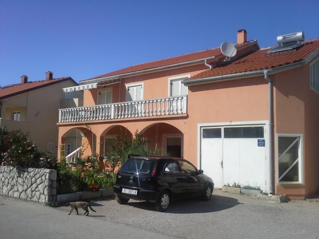Apartments Matic Omišalj Quarto foto